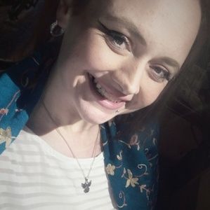 Meet your Posher, Mercedes